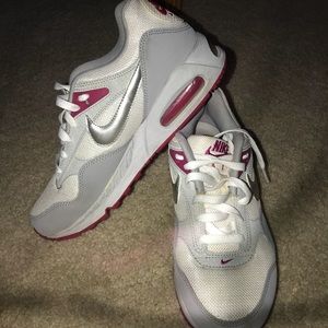 Women’s Nike Air max